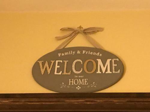 Casa Family & Friends Bed & Breakfast Salerno Bagian luar foto